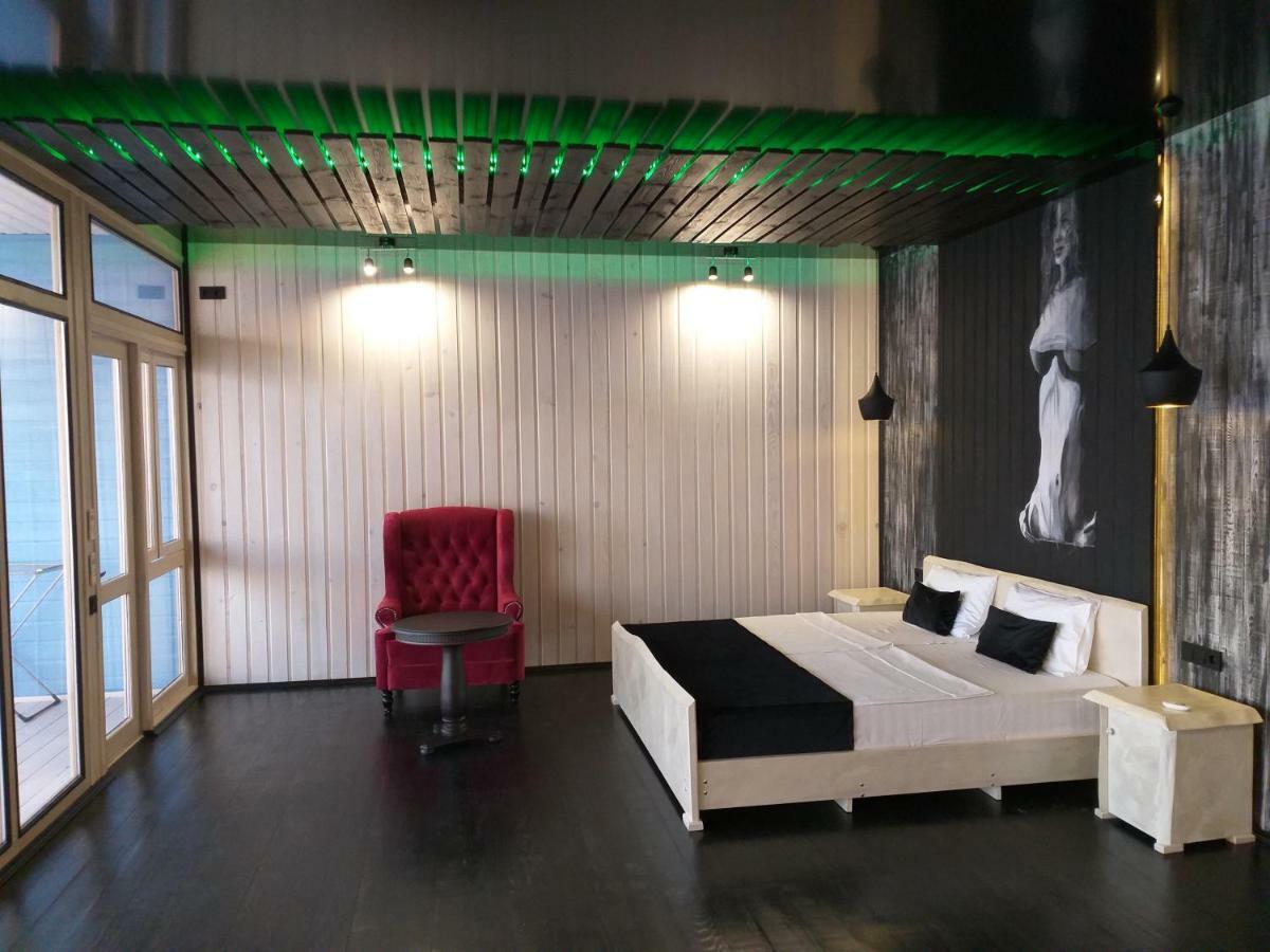 Captain Black Hotel 피준다 외부 사진